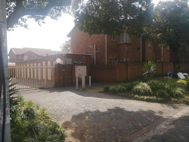 2 Bedroom flat for sale in Regents Park, Johannesburg