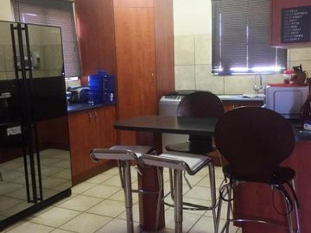 2 Bedroom Flat For Sale in Rustenburg Central