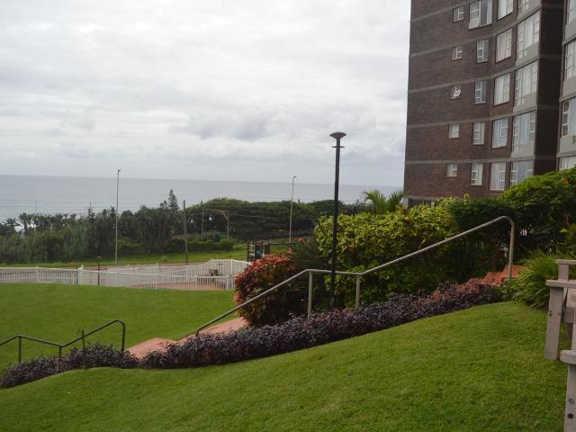 2 Bedroom Flat For Sale in Scottburgh Central