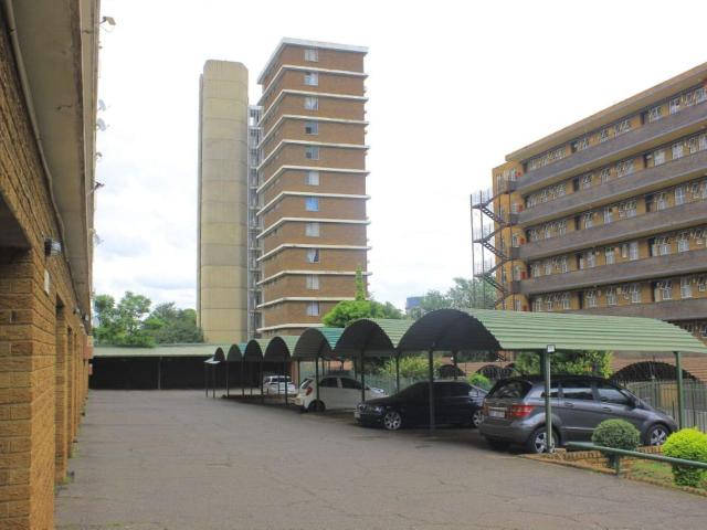 2 Bedroom flat for sale in Sunnyside, Pretoria