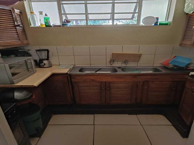 2 Bedroom flat for sale in Muckleneuk, Pretoria