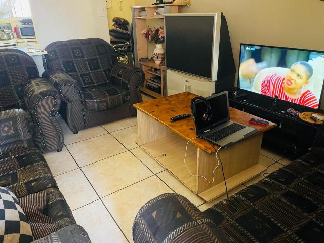 2 Bedroom flat for sale in Sunnyside, Pretoria