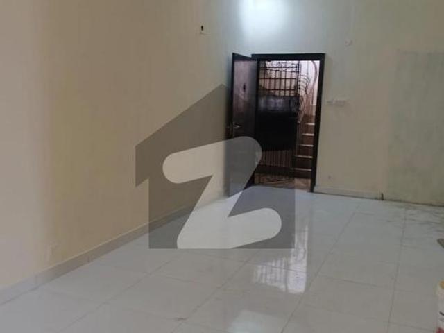 2 Bedroom Flat For Rent Phase 5 Tauheed Commercial Area