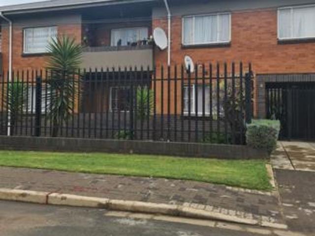 2 Bedroom Flat in Turffontein