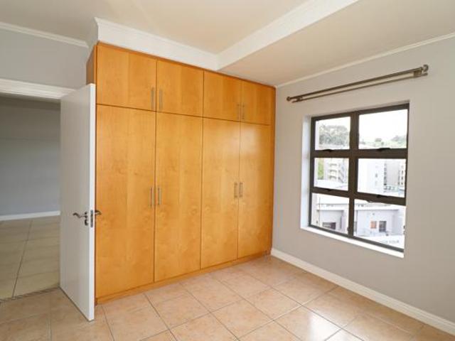 2 Bedroom Flat in Tyger Valley