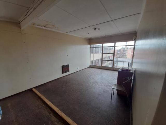 2 Bedroom Flat in Vanderbijlpark CW2