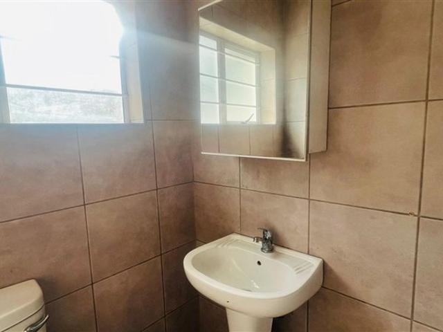 2 Bedroom Flat in Verulam