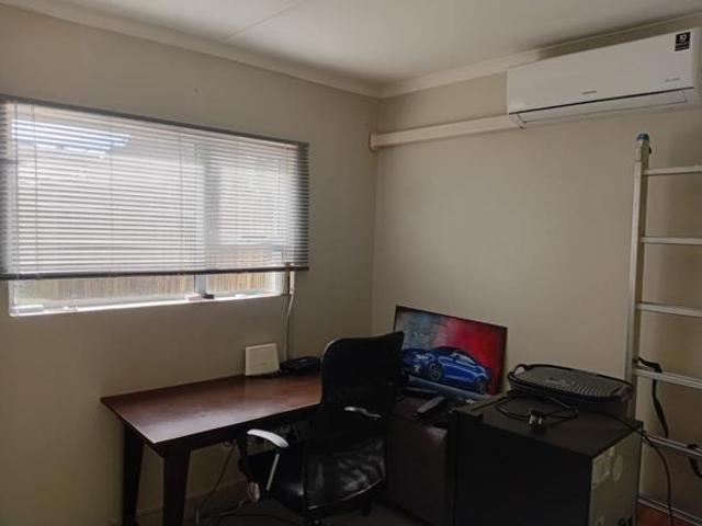 2 Bedroom Flat in Vincent