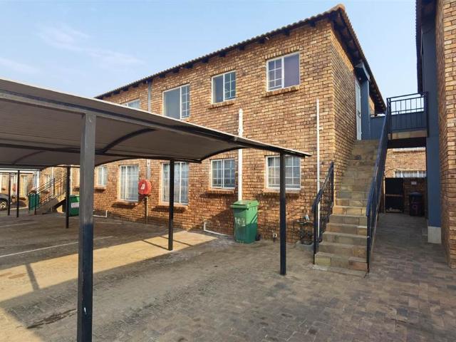 2 Bedroom Flat in Andeon AH