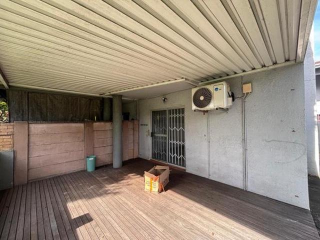 2 Bedroom Flat in Arboretum