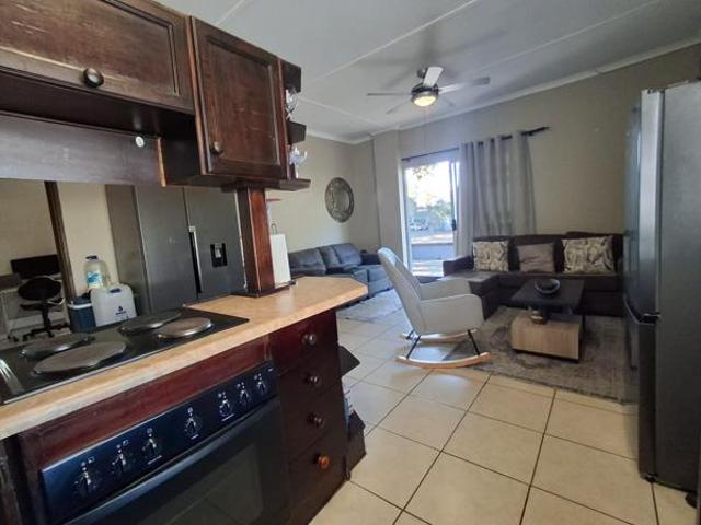 2 Bedroom Flat in Arboretum