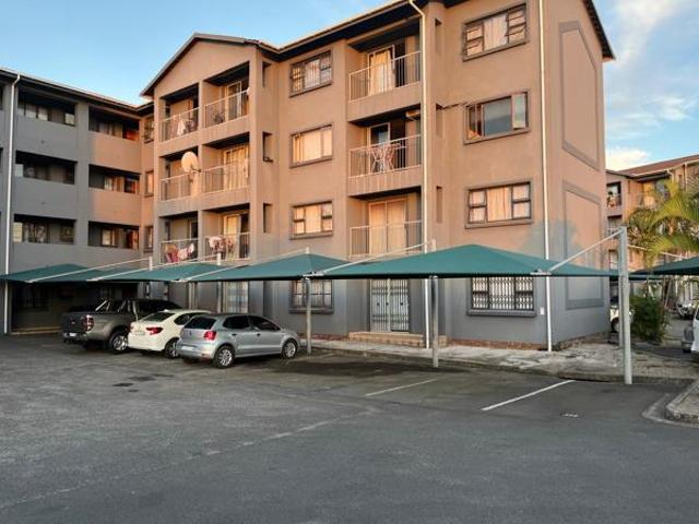2 Bedroom Flat in Arboretum