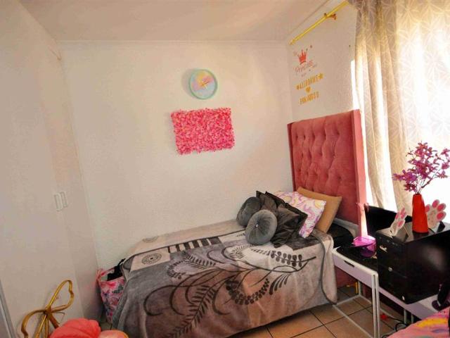 2 Bedroom Flat in Aureus