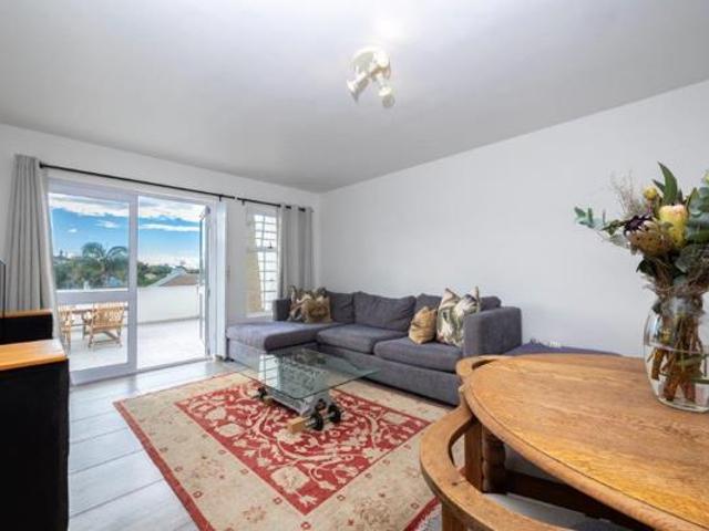 2 Bedroom Flat in Aurora