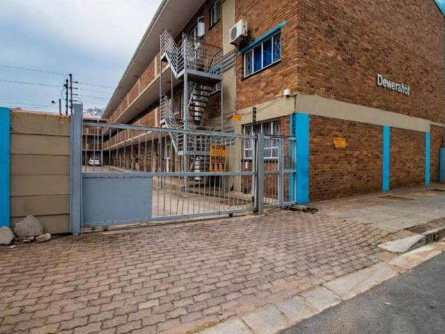 2 Bedroom Flat in Benoni Central