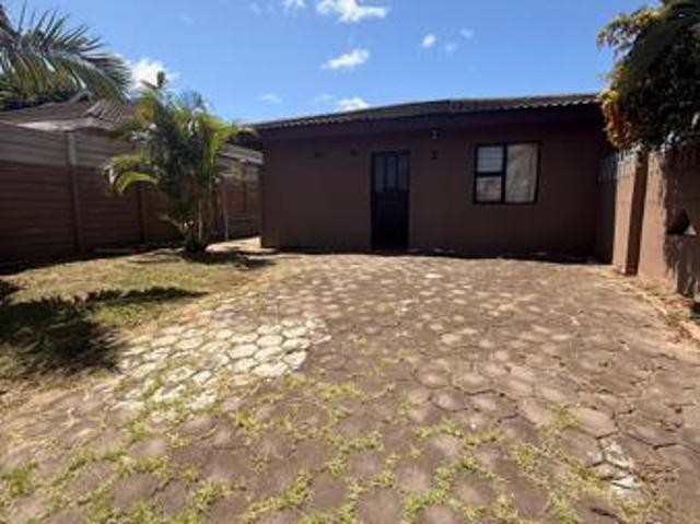 2 Bedroom Flat in Birdswood