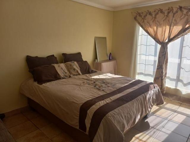 2 Bedroom Flat in Brits Central