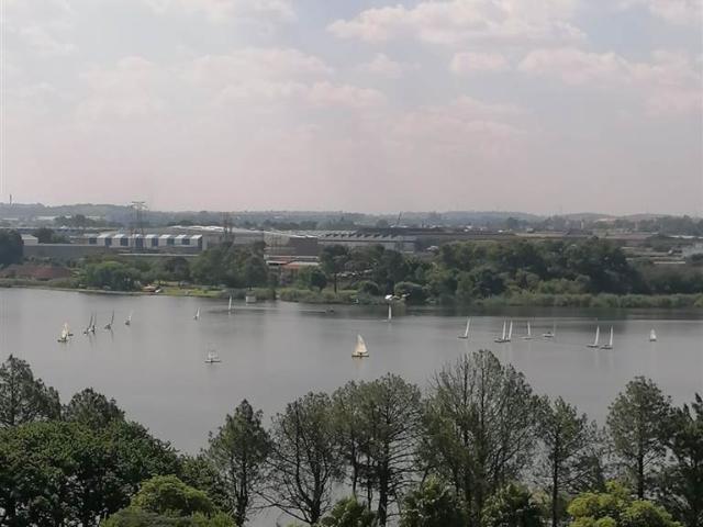 2 Bedroom Flat in Denlee