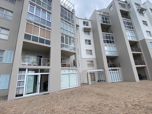 2 Bedroom Flat in Diaz Beach
