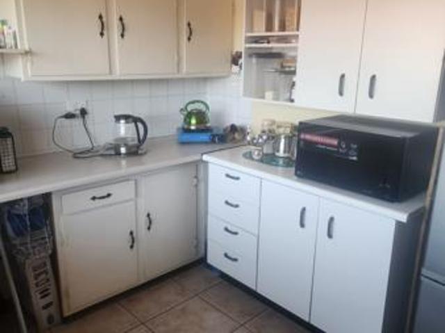 2 Bedroom Flat in Elspark