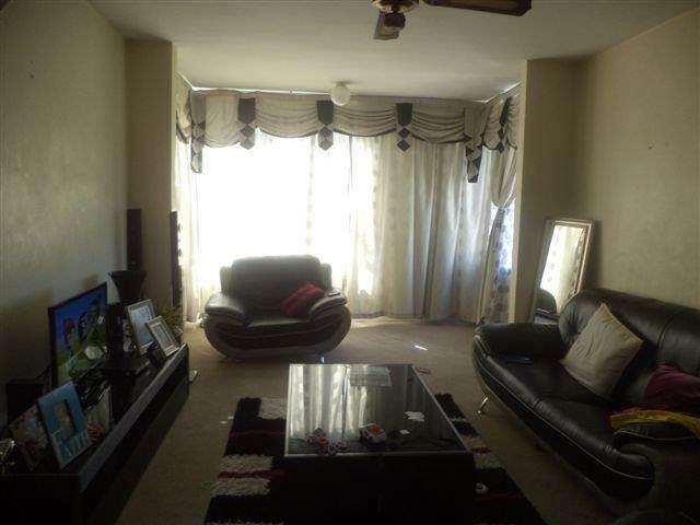 2 Bedroom Flat in Essenwood