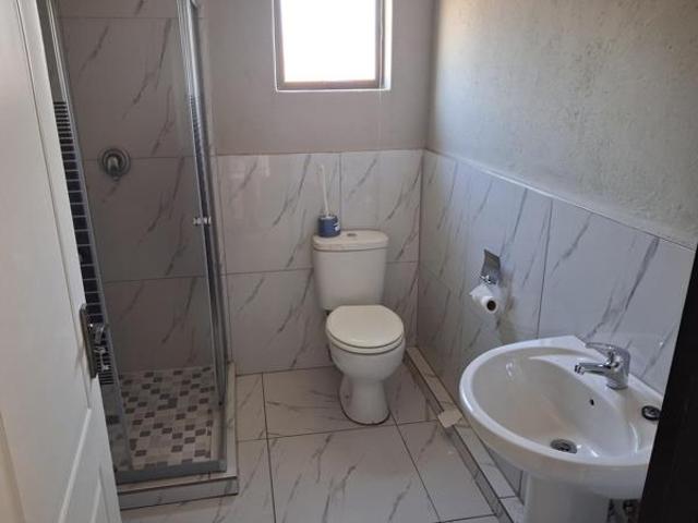 2 Bedroom Flat in Estcourt