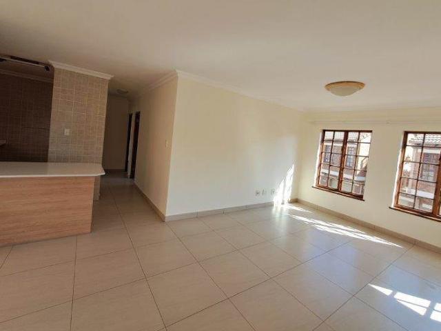 2 Bedroom Flat in Equestria
