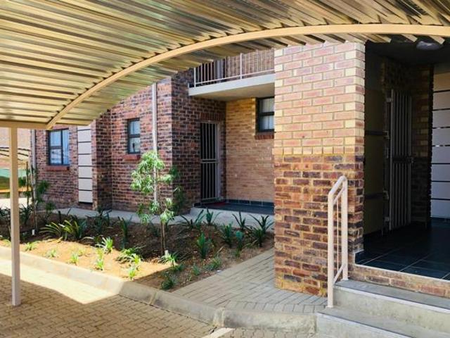 2 Bedroom Flat in Erasmuskloof