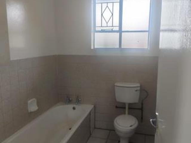 2 Bedroom Flat in Forest Hill