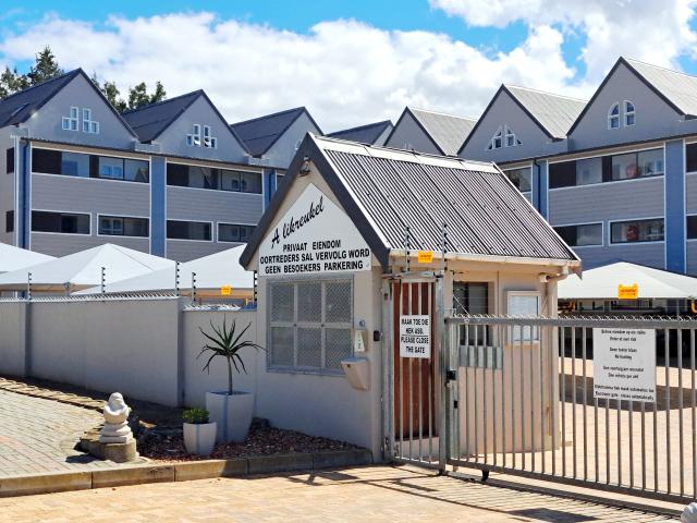 2 Bedroom Flat in Hartenbos