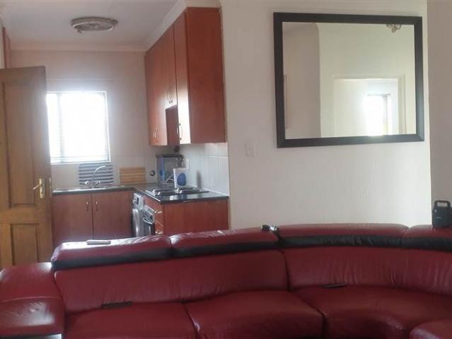 2 Bedroom Flat in Helderwyk