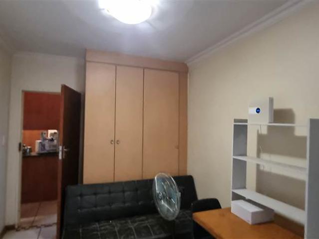 2 Bedroom Flat in Hillcrest