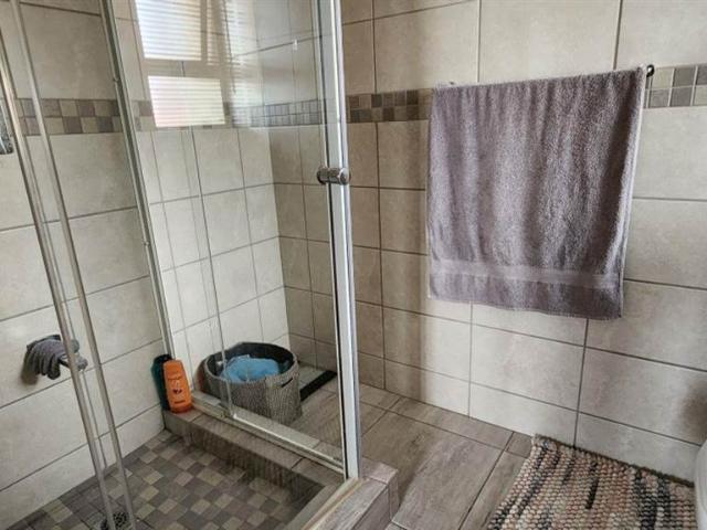 2 Bedroom Flat in Illiondale