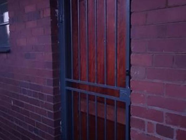 2 Bedroom Flat in Laudium
