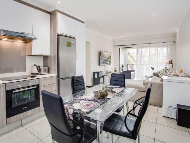 2 Bedroom Flat in Lonehill
