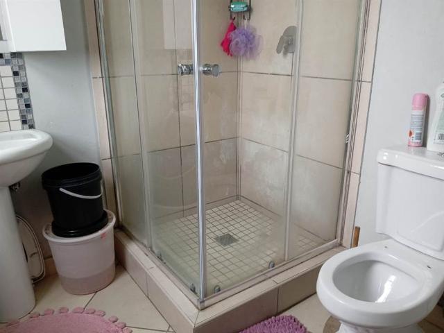 2 Bedroom Flat in Madadeni