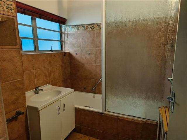 2 Bedroom Flat in Margate