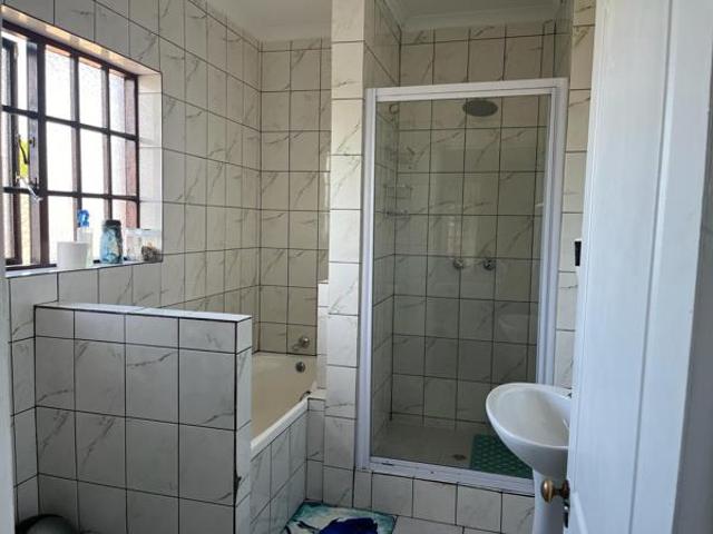 2 Bedroom Flat in Meer En See