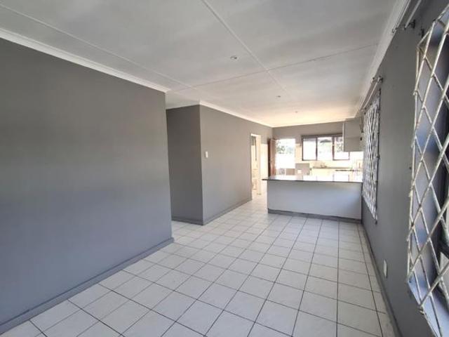 2 Bedroom Flat in Meer En See