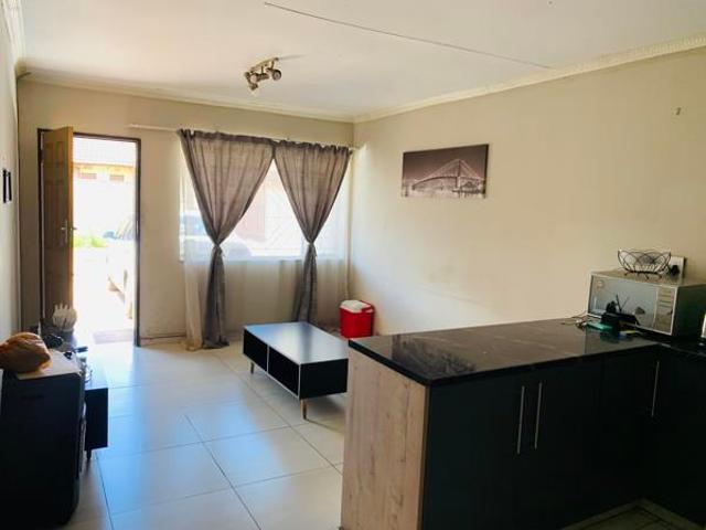 2 Bedroom Flat in Middelburg Central