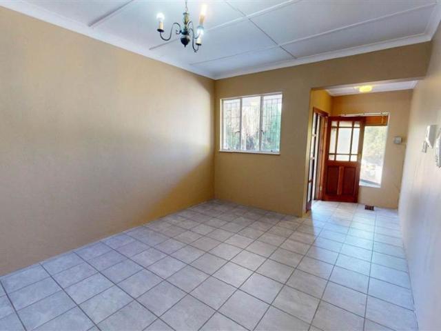 2 Bedroom Flat in Middelpos