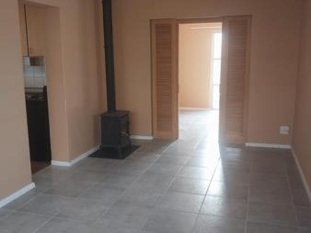 2 Bedroom Flat in Milnerton Central