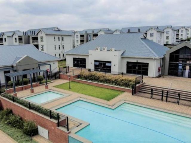 2 Bedroom Flat in Modderfontein