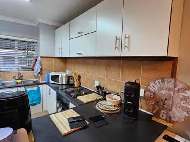 2 Bedroom Flat in Moreleta Park