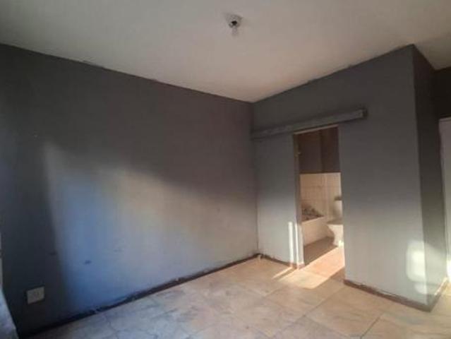 2 Bedroom Flat in Nelspruit Mbombela Central