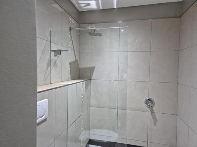 2 Bedroom Flat in New Town Centre Gateway