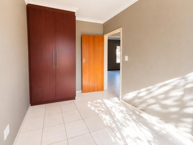 2 Bedroom Flat in Olifantshoek