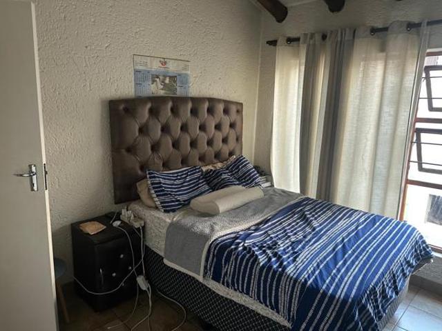 2 Bedroom Flat in Paulshof