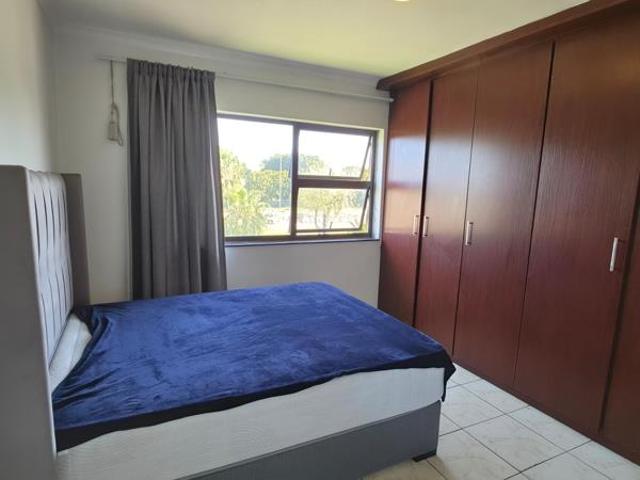 2 Bedroom Flat in Pinati