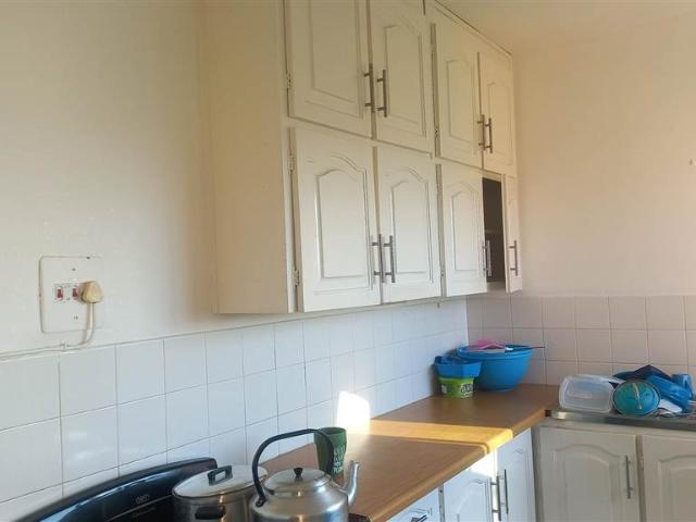 2 Bedroom Flat in Pinetown Central
